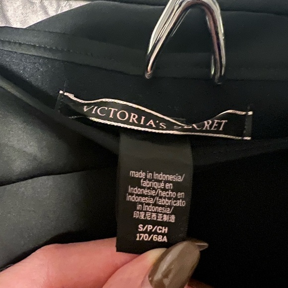 VS black slip satin midi skirt - Picture 2 of 2